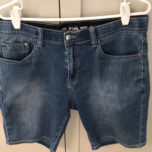 Lois Jean Shorts - Picture 1 of 3